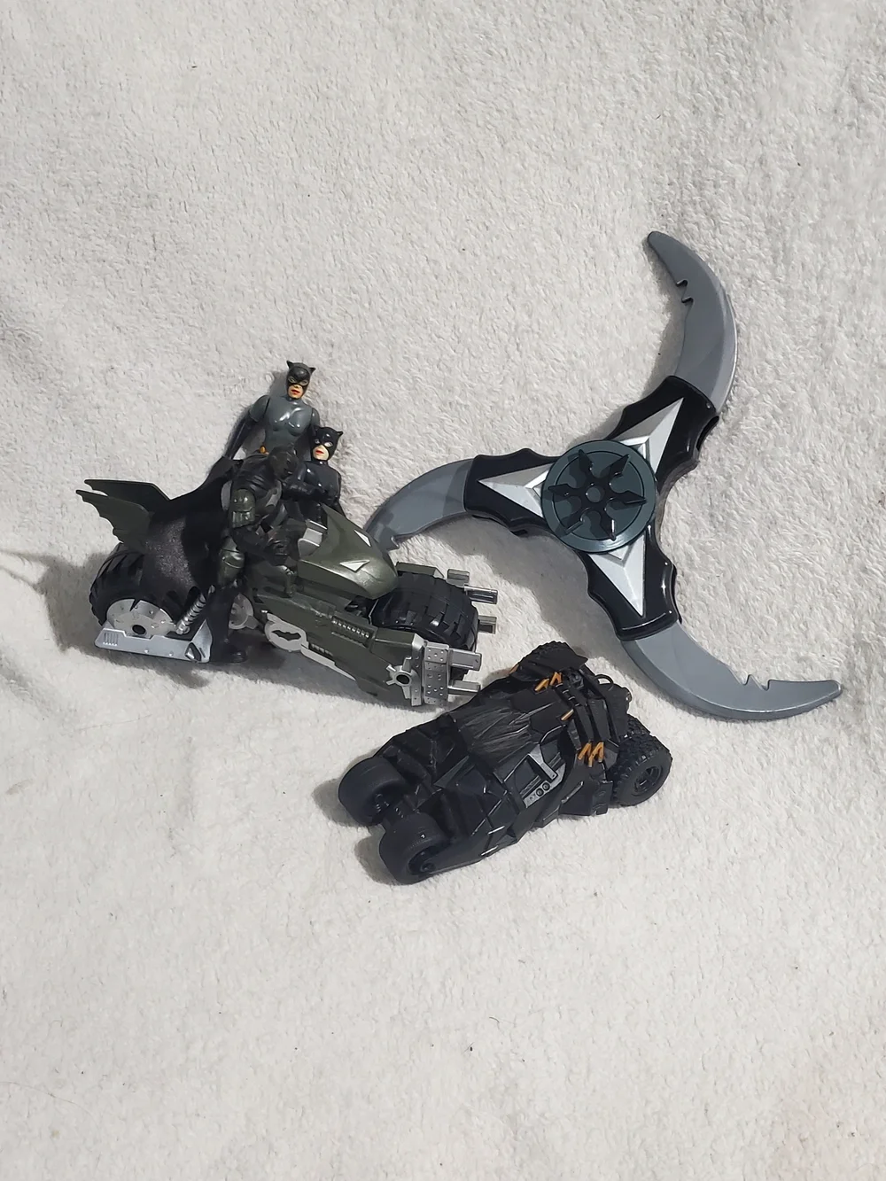 Batman Kids Toy Vehicle and Action Figure Set - Gray and Black